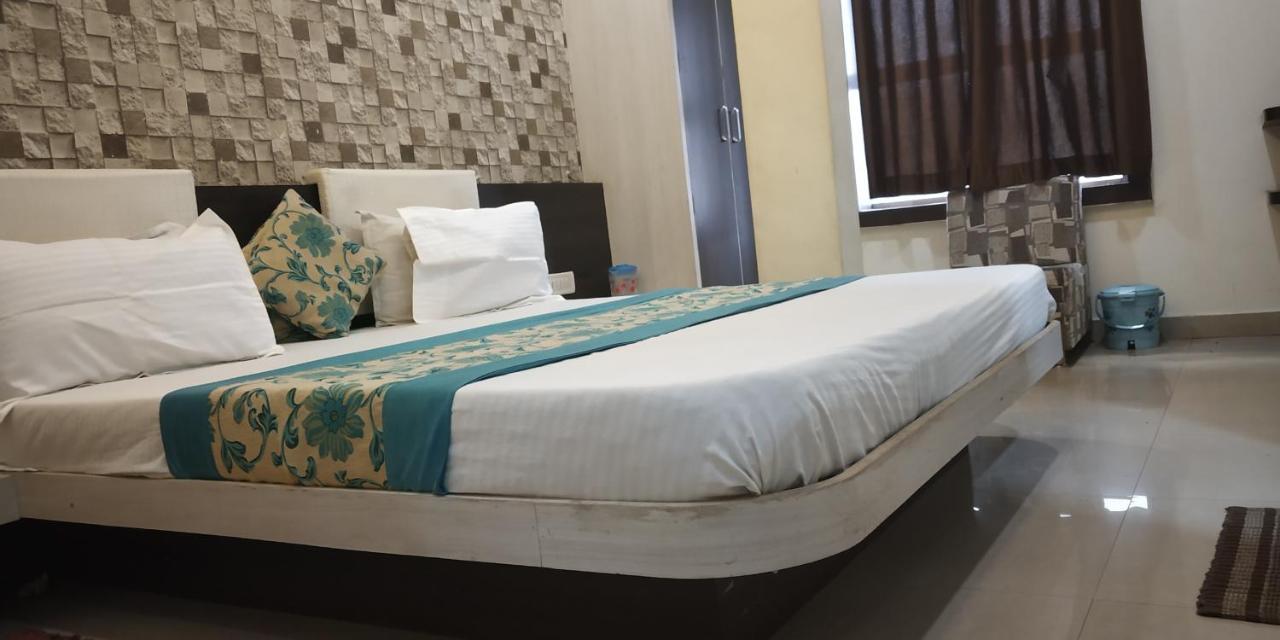 Hotel Maa Ganga Palace Bhopal Bagian luar foto